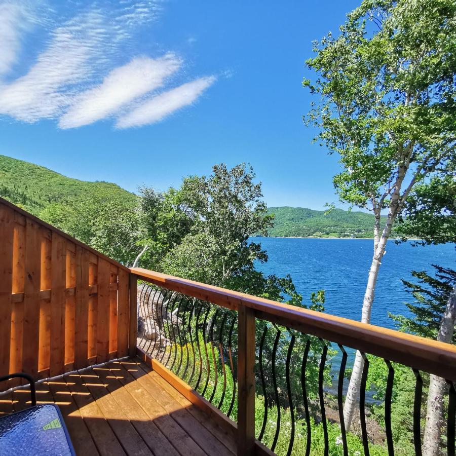 Knotty Pine Ocean Front Suite - Adults Only Ingonish Extérieur photo