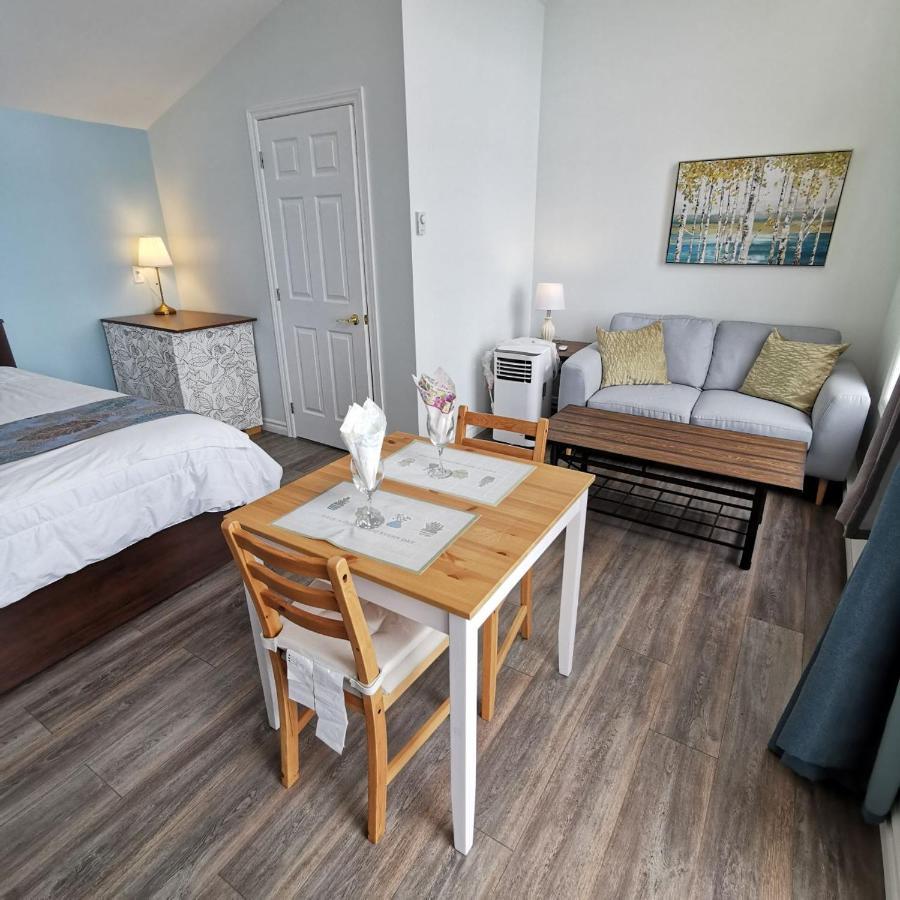 Knotty Pine Ocean Front Suite - Adults Only Ingonish Extérieur photo