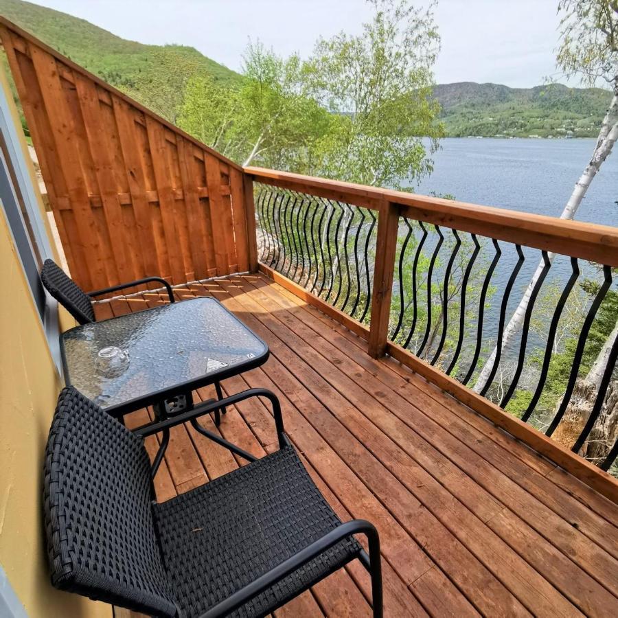 Knotty Pine Ocean Front Suite - Adults Only Ingonish Extérieur photo